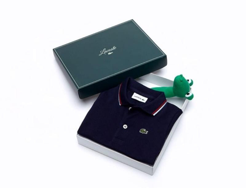 Mẫu hộp giấy đựng áo sơ mi hiện đại