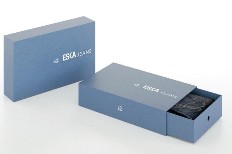 Mẫu hộp giấy đựng quần áo nắp trượt