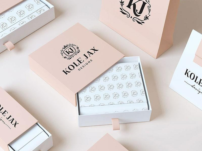 Nội dung sản phẩm nên được in ấn đầy đủ để khách hàng dễ nắm bắt