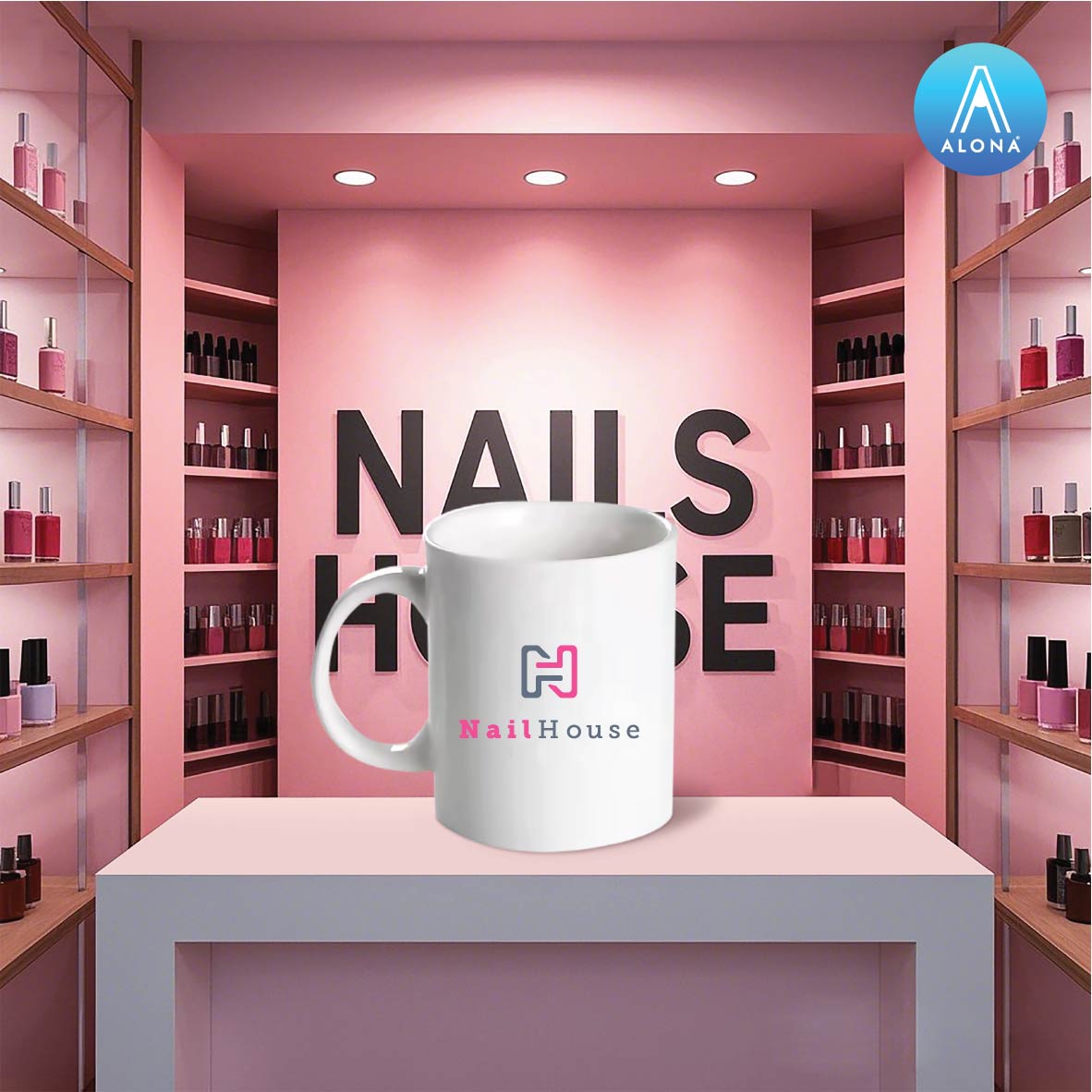 Ly sứ in logo Nail House dùng làm quà tặng đặc biệt cho những người yêu thương 