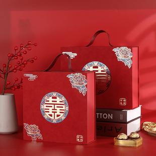 Hộp nắp âm dương thao tác đóng - mở thuận tiện