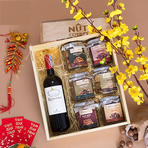 Mẫu hộp quà Tết phong cách hiện đại với gam màu pastel